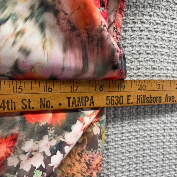 Athleta Med Marlow Romper Renewed Bloom Pink Floral Travel Athleisure Shorts EUC - Picture 7 of 9